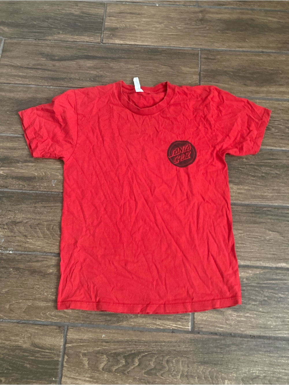 Santa Cruz red t-shirt